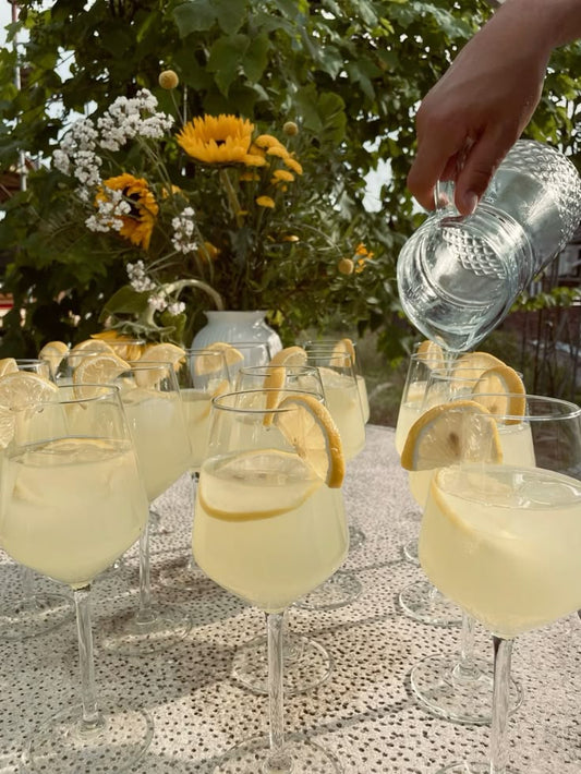 Hey Lola Limoncello Spritz